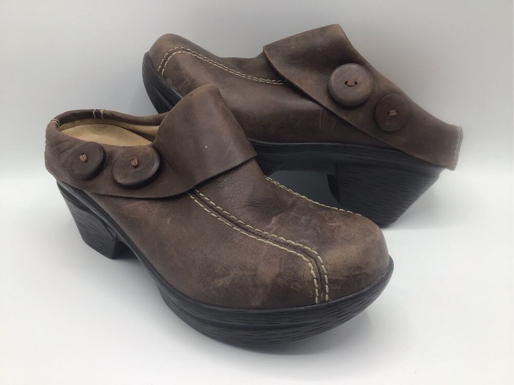 Sanita Brown Leather Button Accent Clog Heels EU 37 US 6.5 Platform Mule Slips